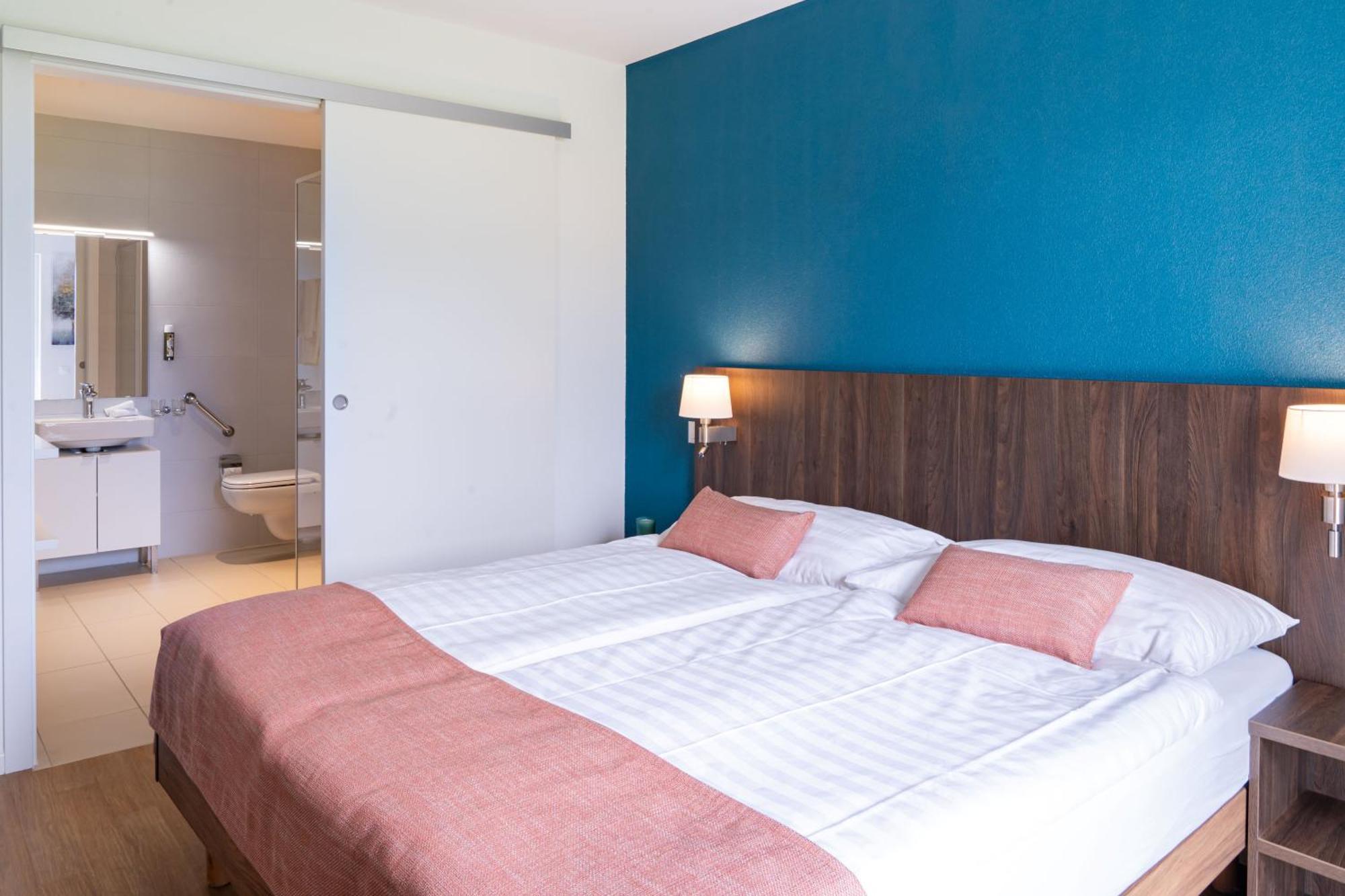 Alp Art Hotel Monthey Collombey-Muraz Exterior photo